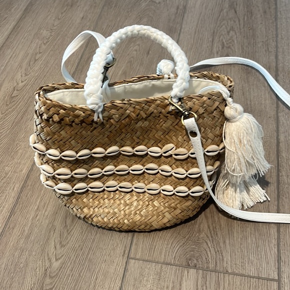 Beachy Boho purse NWT from crown vintage - Picture 3 of 8